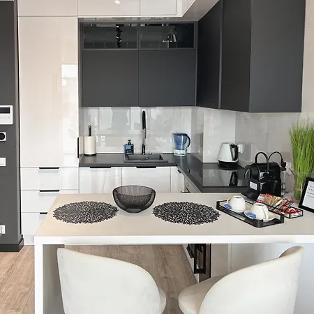 Hanza Tower - Blue Heaven - Pool, Sauna, Sunset View Appartement *