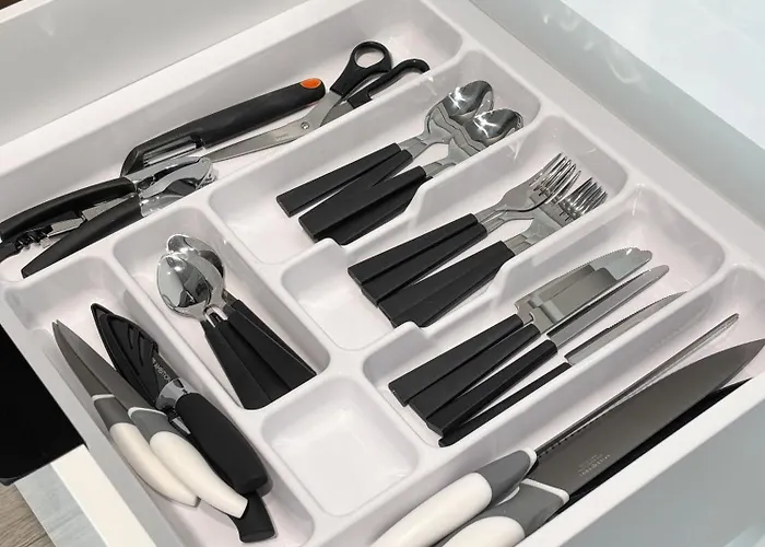 アパート Hanza Tower - Blue Heaven - Pool, Sauna, Sunset View