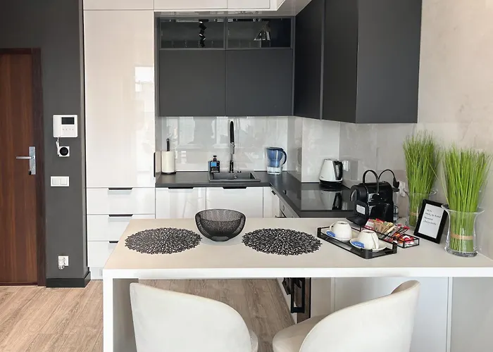 Hanza Tower - Blue Heaven - Pool, Sauna, Sunset View アパート *